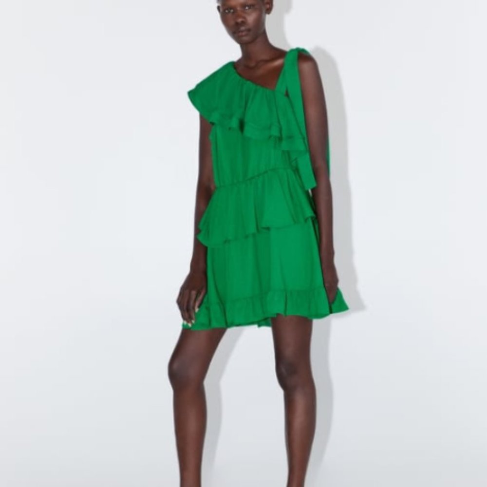 NEW with tags - Zara cocktail dress - size small